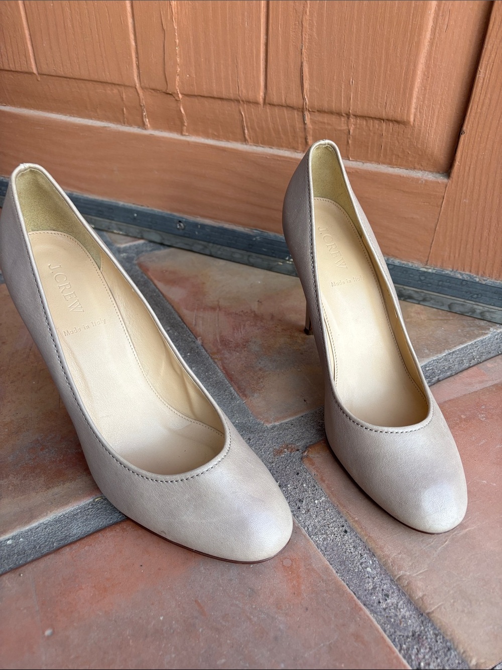 J. Crew (10) Taupe Leather Versatile & Dressy Italian Pumps